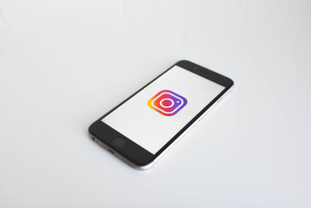 Image and Voice Replies For Instagram Stories