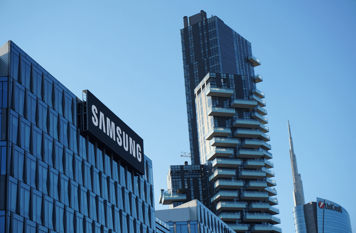 Samsung Stops Product Shipments to Russia