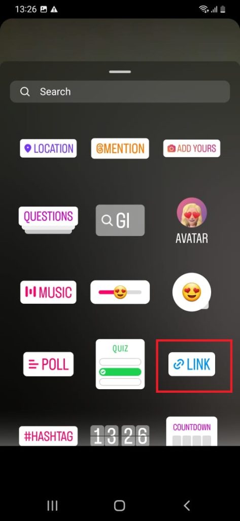 The link icon proceeds to add a link to your Instagram story.